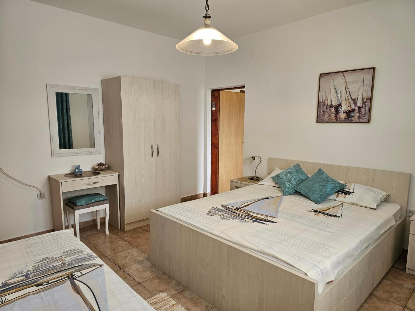 Appartement B & M Kotor