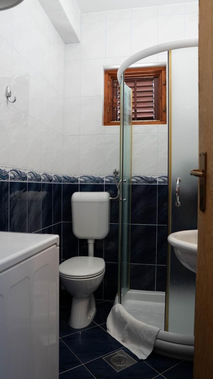 Appartement B & M Kotor