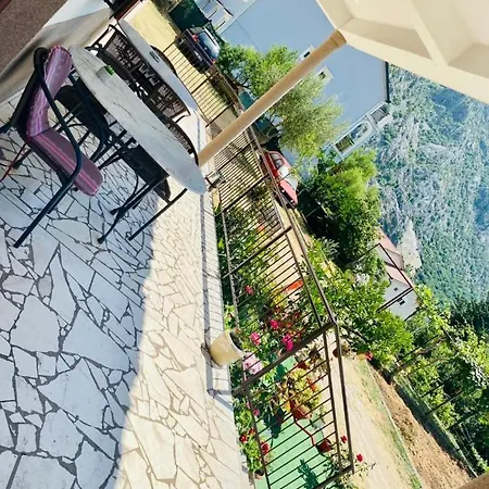 B & M Apartments Kotor Exterior photo