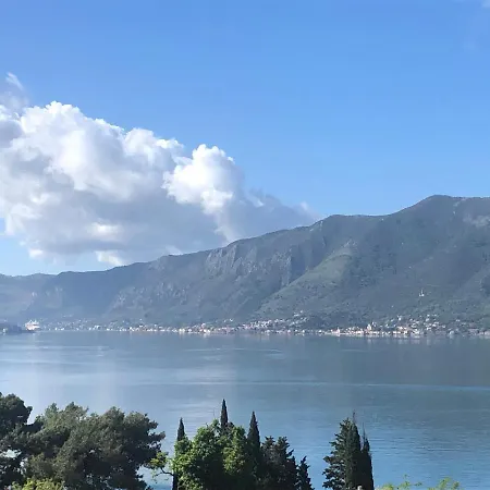 B & M Apartments Kotor Exterior photo