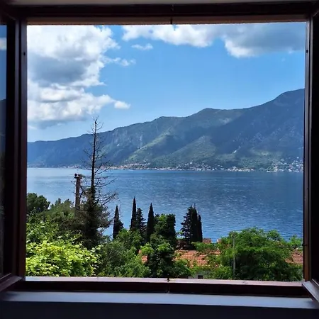 B & M Apartments Kotor Exterior photo