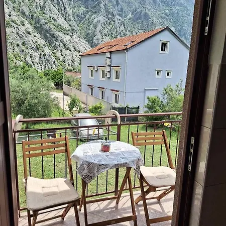 B & M Apartments Kotor Exterior photo