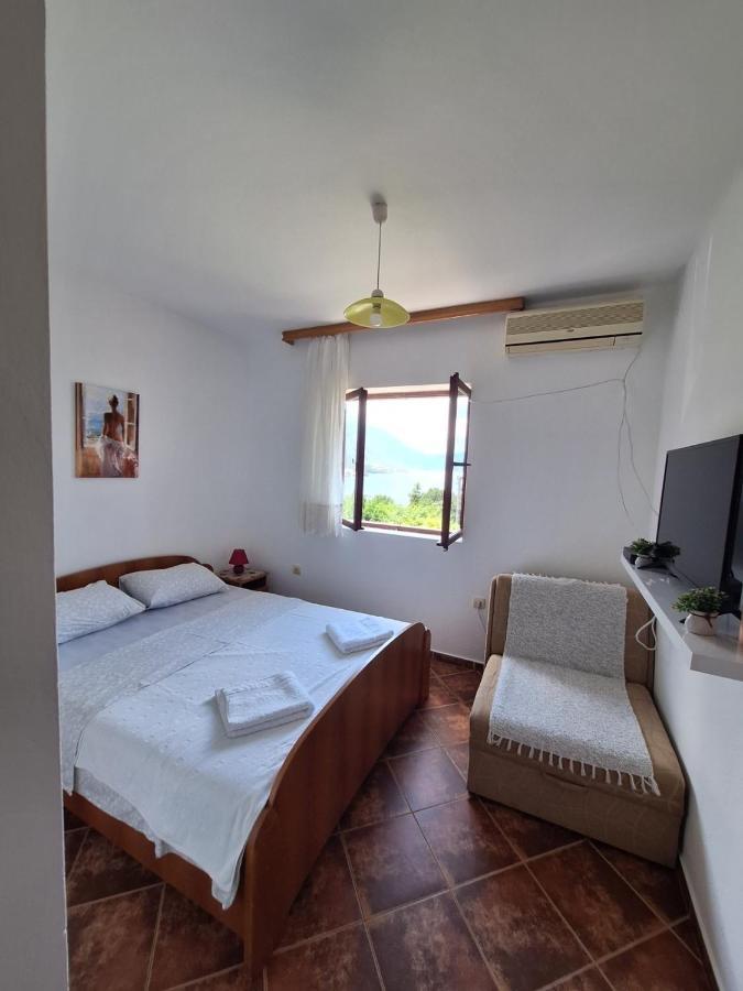 Apartment B & M Kotor