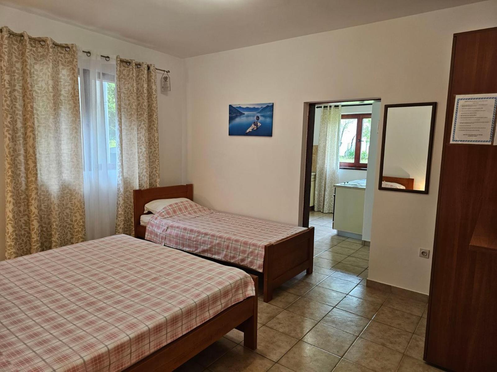 Apartment B & M Kotor